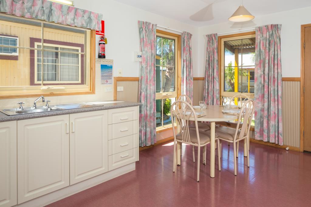Batemans Bay Marina Resort Екстер'єр фото